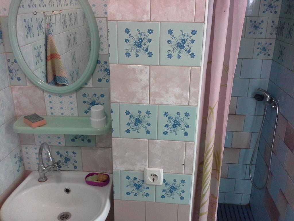 Dvorik Na Bolshom Fontane Apartment Odessa Exterior photo